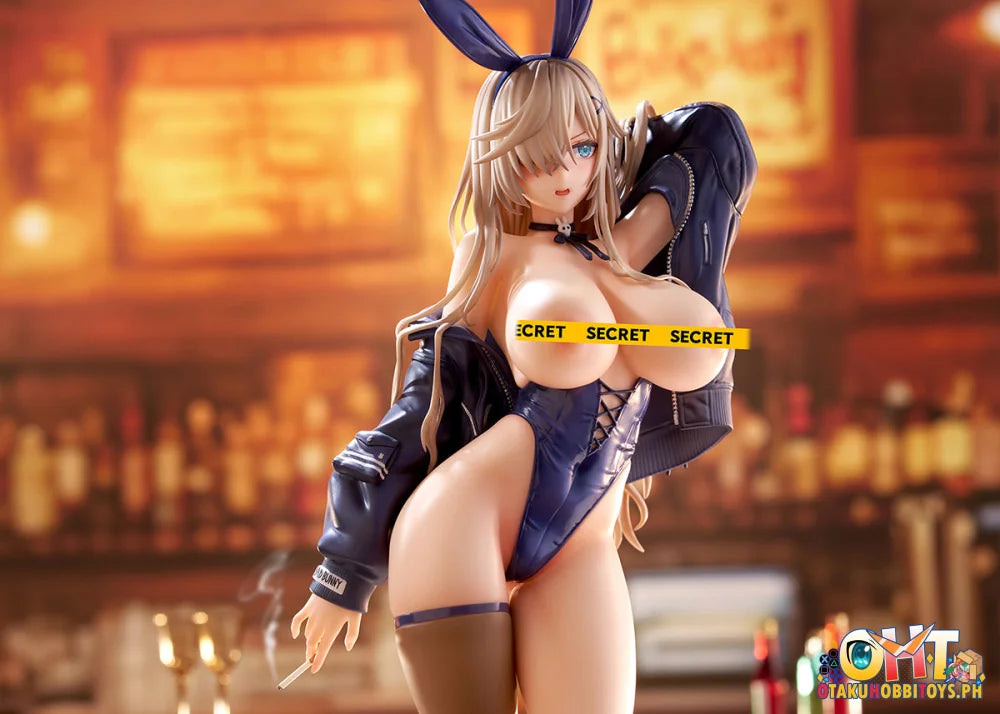 QuesQ 1/7 Mataro Original - BAD BUNNY Scale Figure