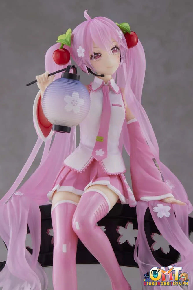 [Reissue] Taito Vocaloid Amp+ Sakura Miku Lantern Ver. Prize Figure