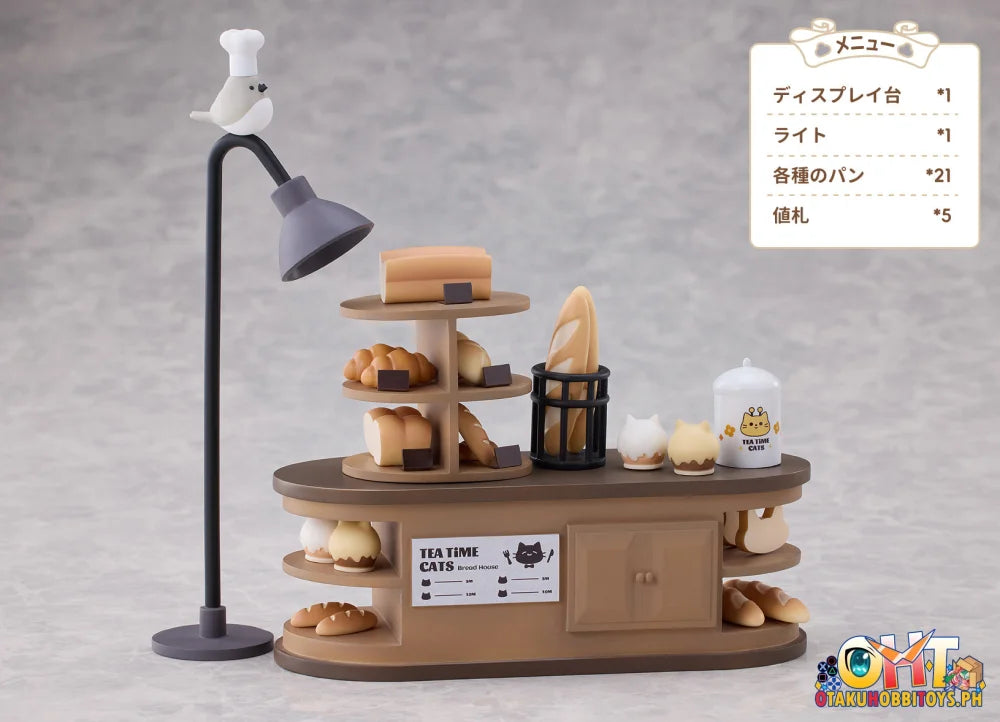 Riobose Tea Time Cats - Cat Town Bakery Staff & Customer Set Scale Figure