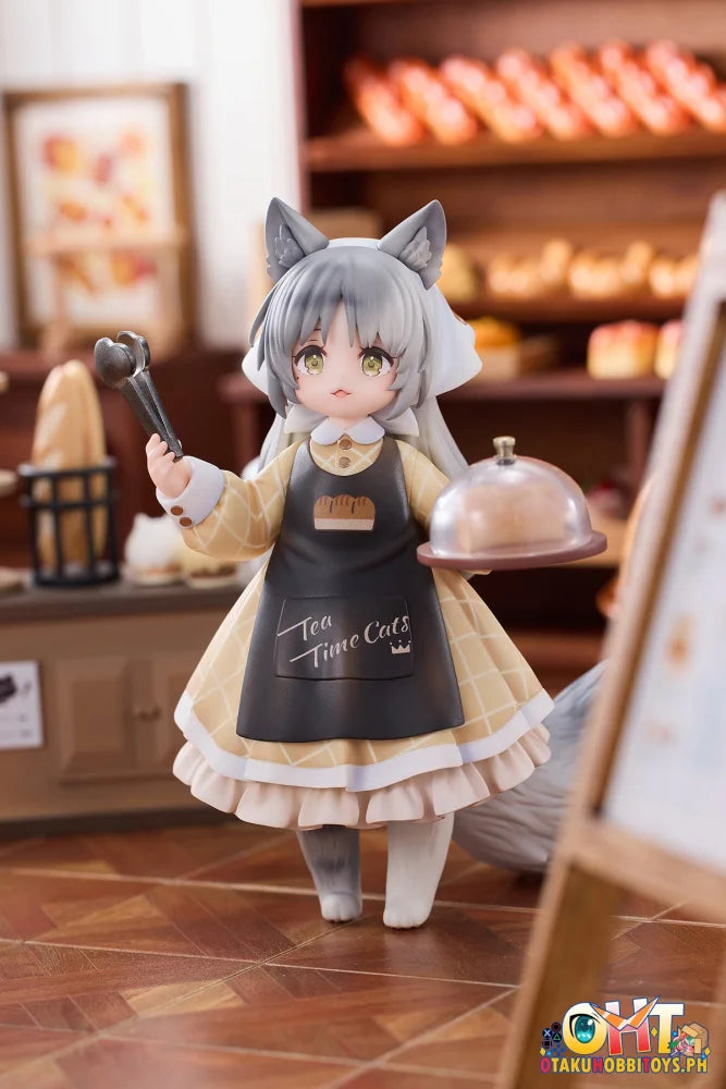 Riobose Tea Time Cats - Cat Town Bakery Staff & Customer Set Scale Figure