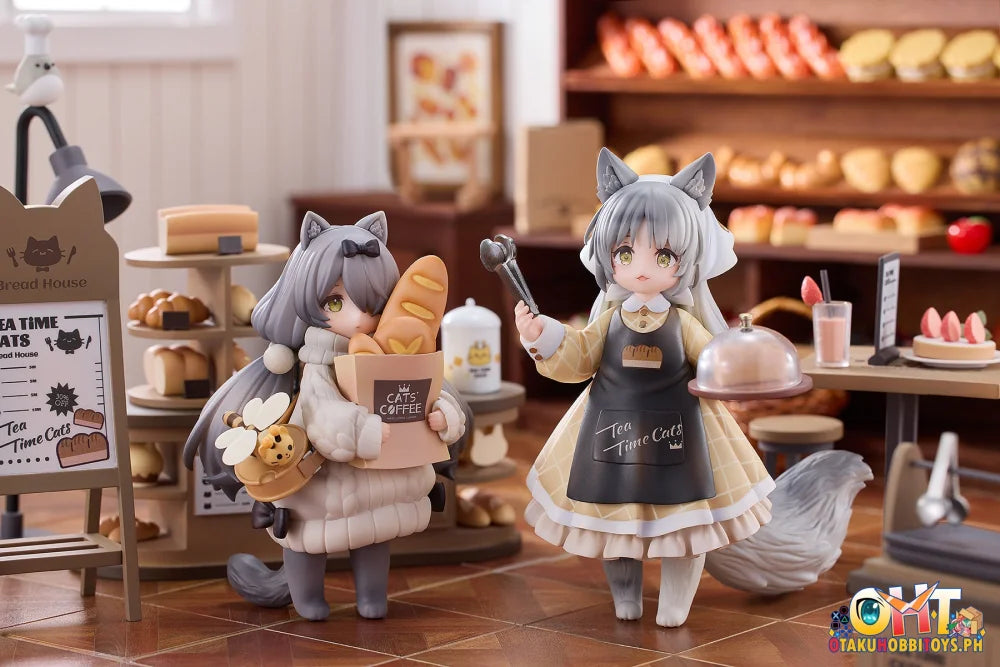 Riobose Tea Time Cats - Cat Town Bakery Staff & Customer Set Scale Figure