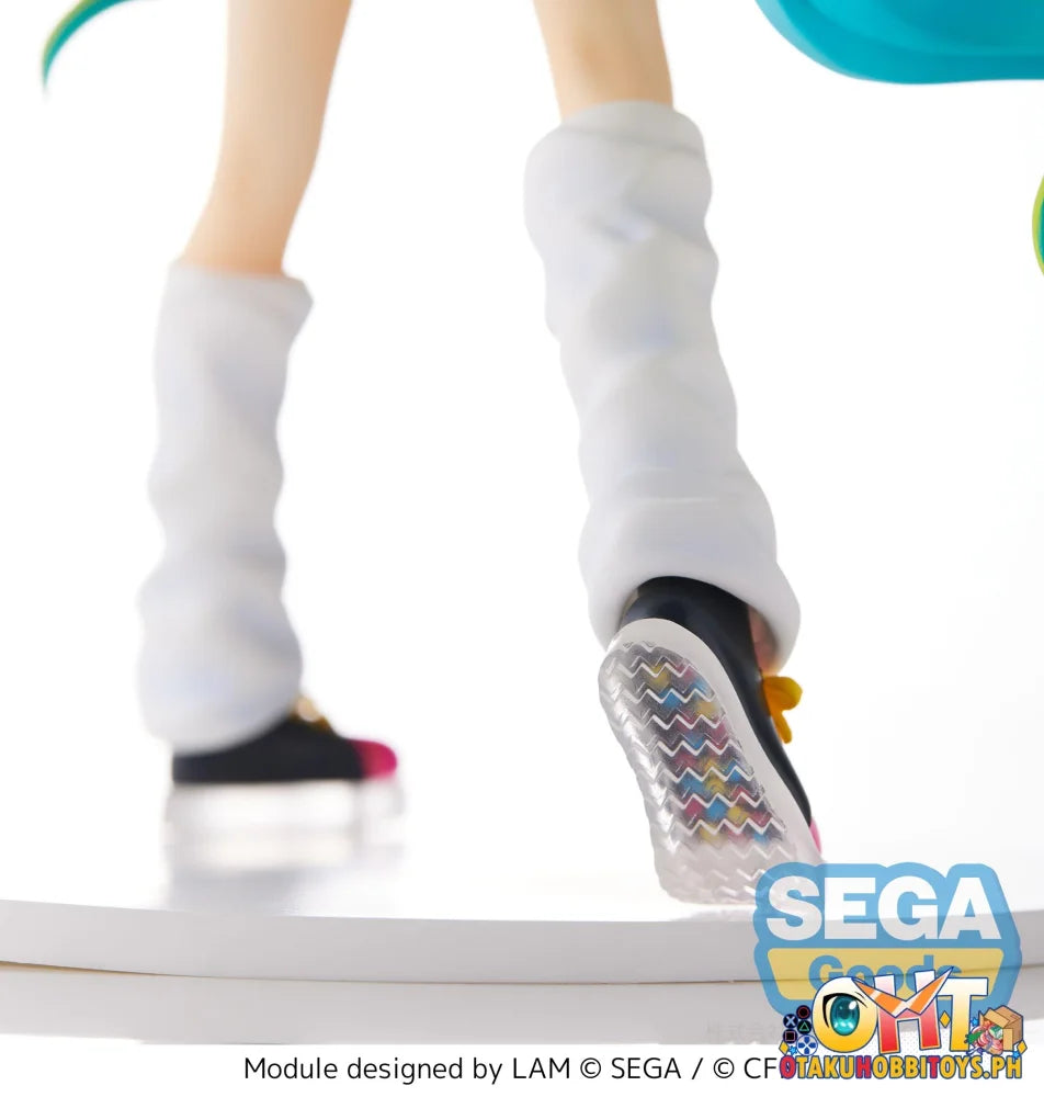 SEGA FIGURIZM ’Hatsune Miku Project DIVA MEGA39’s’ ’Hatsune Miku - Catch the Wave’