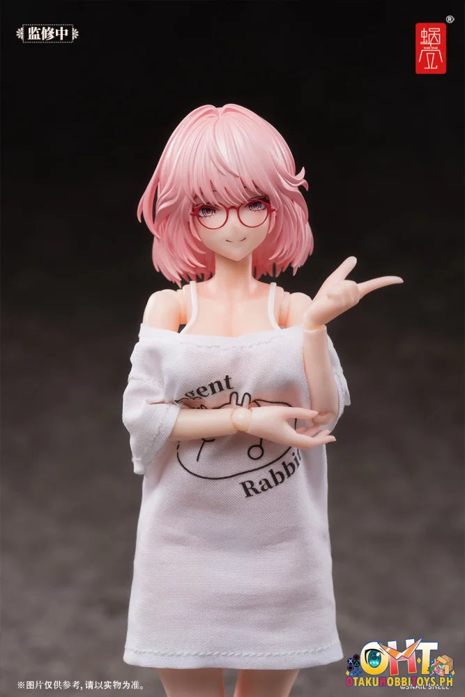 Snail Shell 1/12 Aileen Loungewear RA-01L & 1/12 universal light pink plush fabric coat Articulated Figure Plush Doll