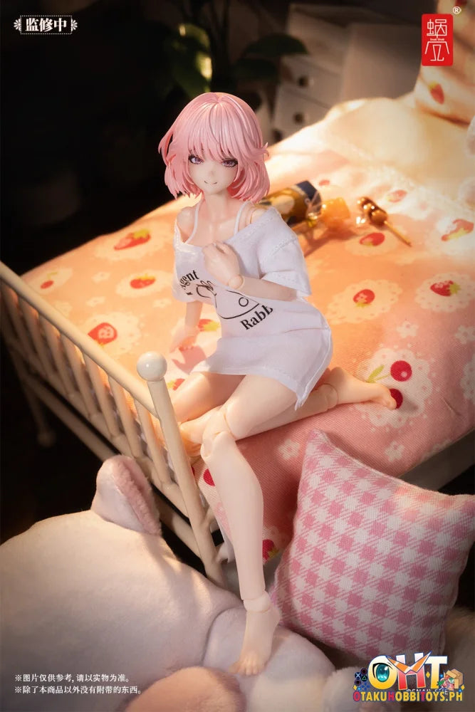 Snail Shell 1/12 Aileen Loungewear RA-01L & 1/12 universal light pink plush fabric coat Articulated Figure Plush Doll
