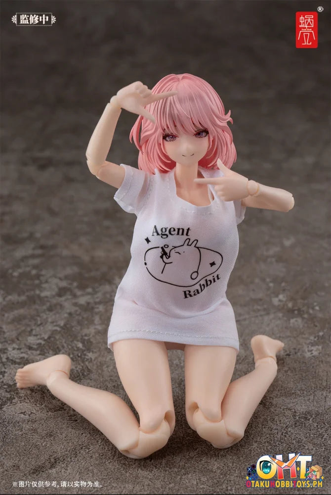 Snail Shell 1/12 Aileen Loungewear RA-01L & 1/12 universal light pink plush fabric coat Articulated Figure Plush Doll