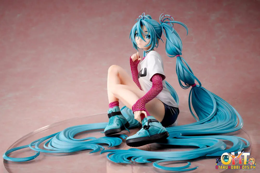 Stronger Vocaloid 1/4 Hatsune Miku×Yoneyama Mai The Latest Street Style ’Cute’ Scale Figure