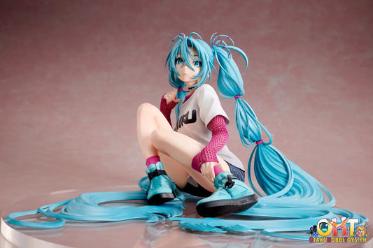 Stronger Vocaloid 1/4 Hatsune Miku×Yoneyama Mai The Latest Street Style ’Cute’ Scale Figure