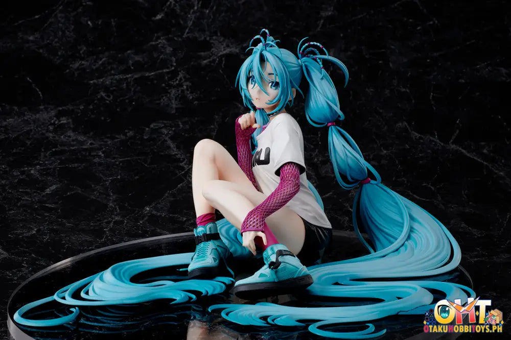 Stronger Vocaloid 1/4 Hatsune Miku×Yoneyama Mai The Latest Street Style ’Cute’ Tokyo Figure