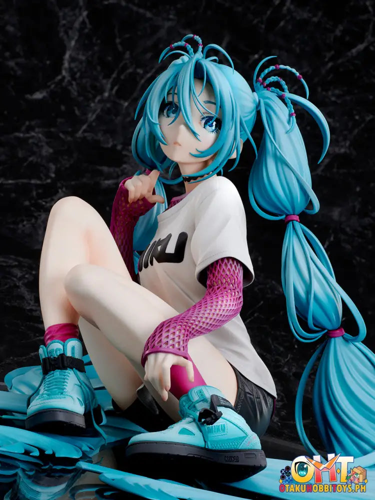 Stronger Vocaloid 1/4 Hatsune Miku×Yoneyama Mai The Latest Street Style ’Cute’ Tokyo Figure