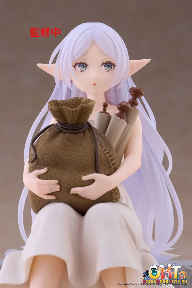 TAITO Frieren: Beyond Journey’s End Frieren Beyond Journey’s End Desktop Cute Figure - Frieren (In training Ver.)