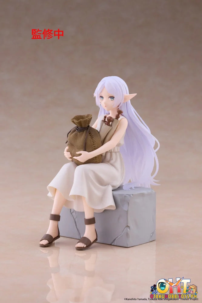 TAITO Frieren: Beyond Journey’s End Frieren Beyond Journey’s End Desktop Cute Figure - Frieren (In training Ver.)