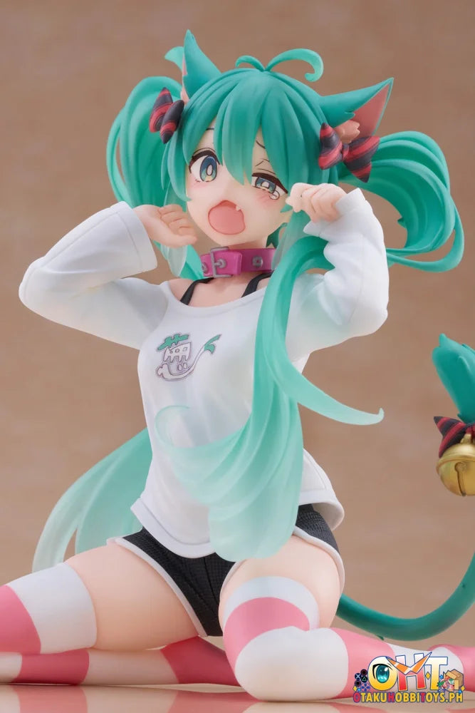 Taito Hatsune Miku Desktop Cute Figure Prize Figure
