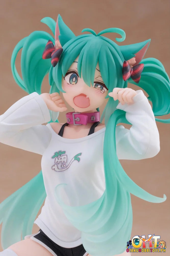 Taito Hatsune Miku Desktop Cute Figure Prize Figure