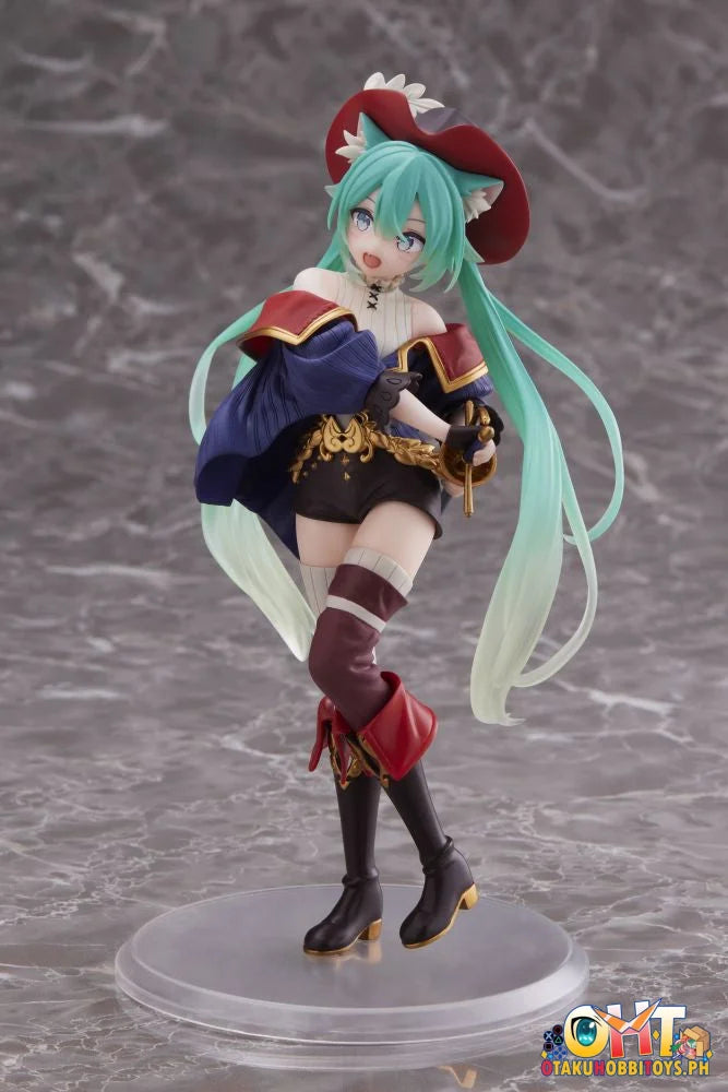 TAITO Hatsune Miku Wonderland Figure Puss in Boots Prize Figure