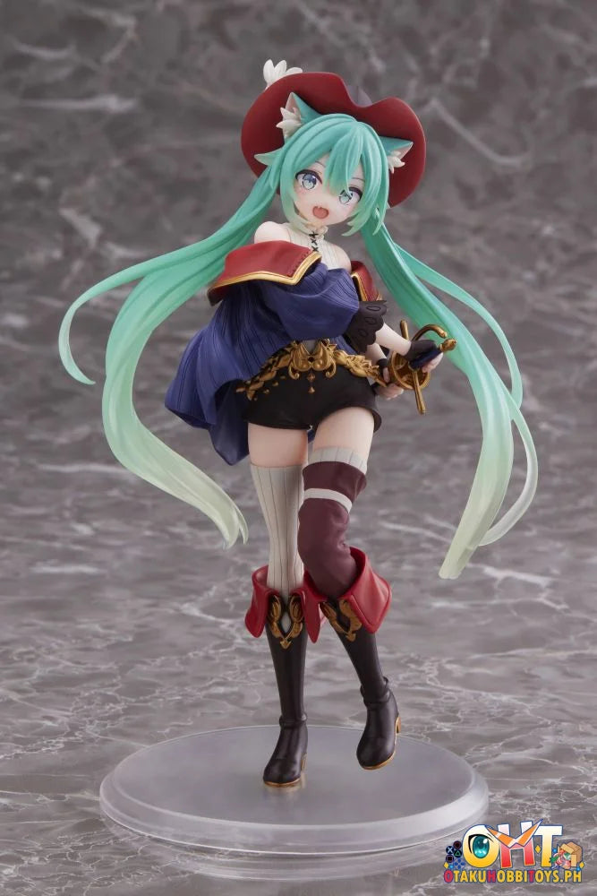 TAITO Hatsune Miku Wonderland Figure Puss in Boots Prize Figure