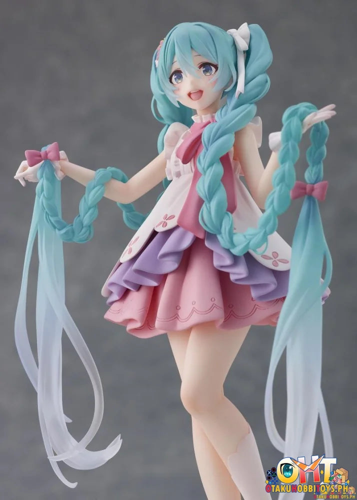 Taito Hatsune Miku Wonderland Figure - Rapunzel Prize