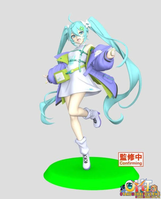Taito Vocaloid Hatsune Miku Fashion Sporty Ver. - On Hand Prize Figure