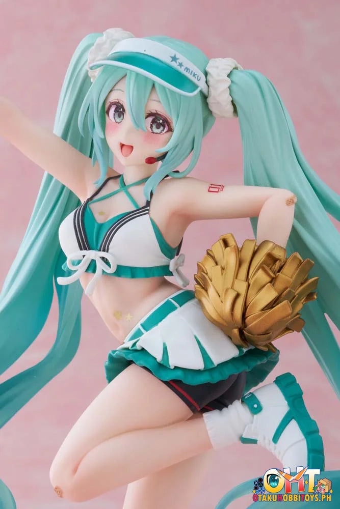 Taito Vocaloid Hatsune Miku Fashion Uniform Ver. Prize Figure