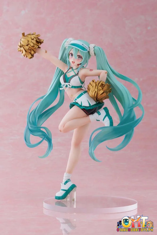 Taito Vocaloid Hatsune Miku Fashion Uniform Ver. Prize Figure