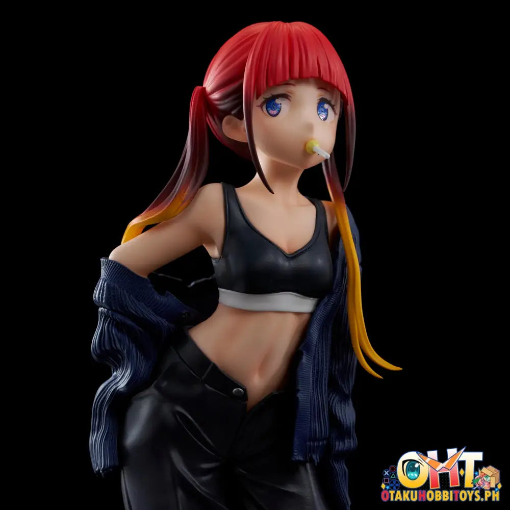 Uci Gridman Universe: Zozo Black Collection Chise Asukagawa Scale Figure