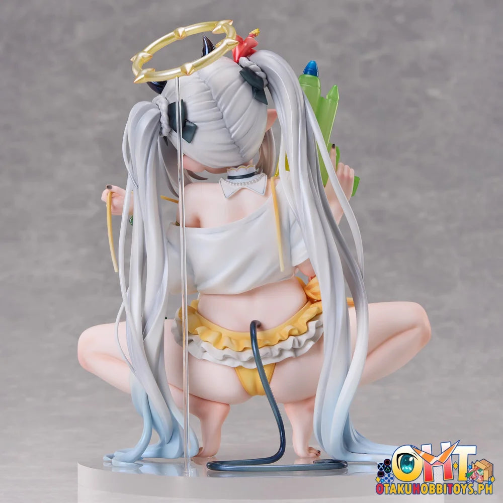 Union Creative International 1/6 Chihiro Illustration “Silver-Haired Girl” Scale Figure