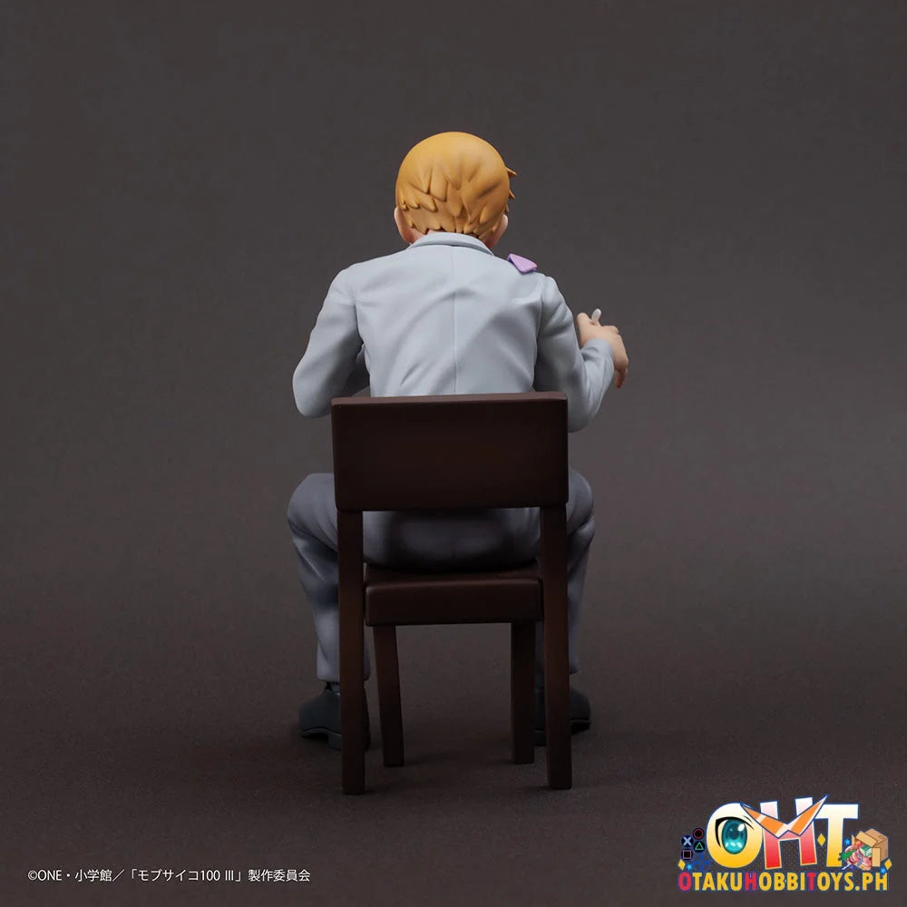 Union Creative International Mob Psycho 100 III × Bunbougu Cafe 2022 Figure Arataka Reigen