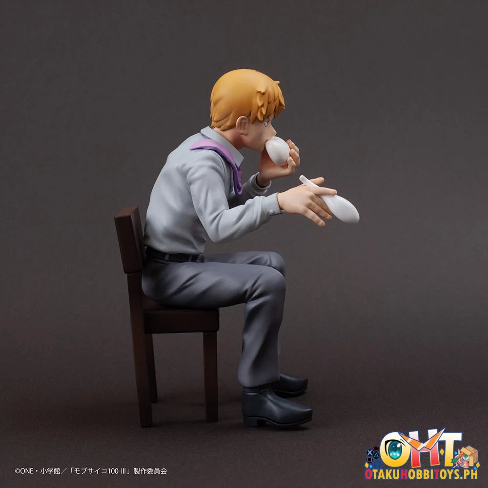 Union Creative International Mob Psycho 100 III × Bunbougu Cafe 2022 Figure Arataka Reigen
