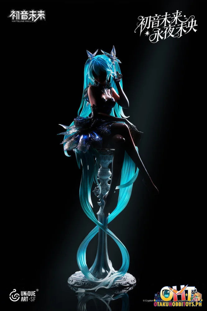 UNiQUE ART 1/6 Hatsune Miku Scale Figure