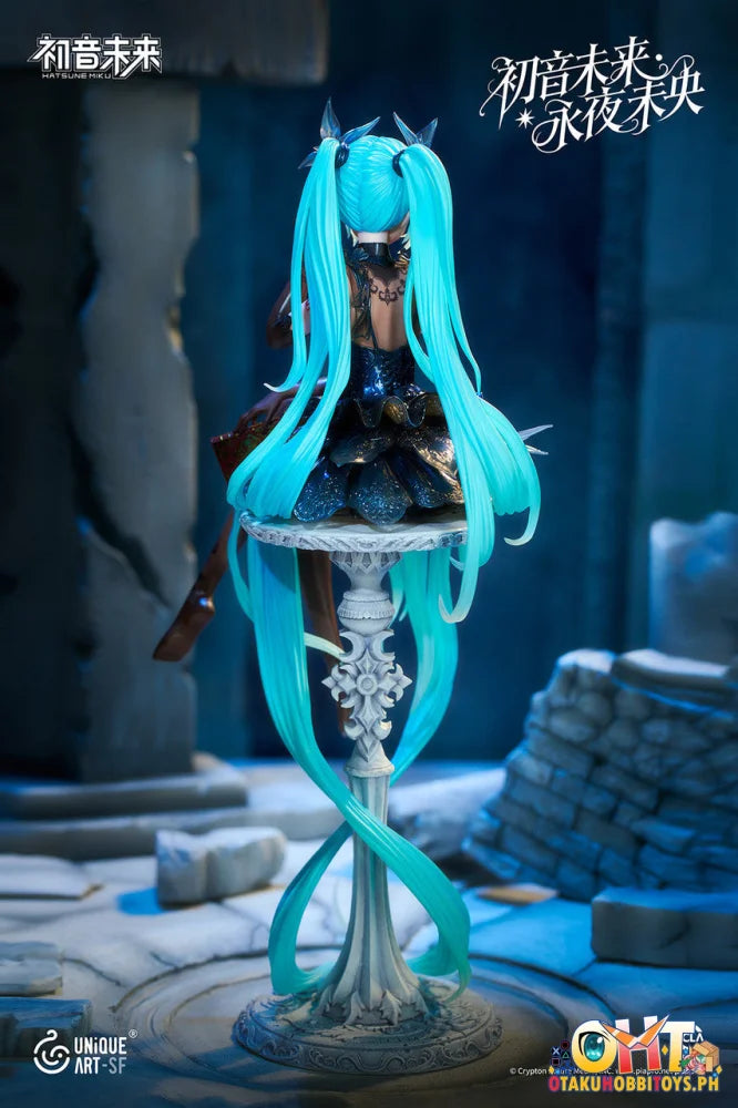 UNiQUE ART 1/6 Hatsune Miku Scale Figure