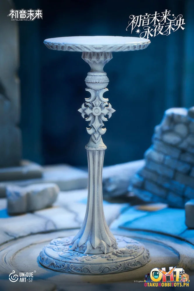 UNiQUE ART 1/6 Hatsune Miku Scale Figure