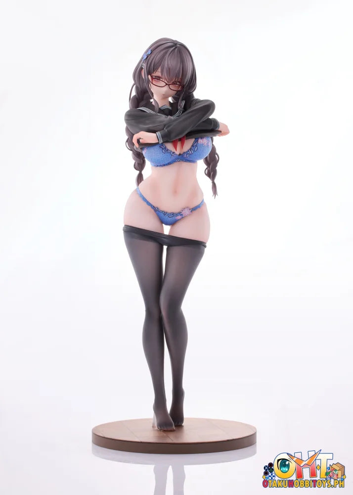 Uya 1/6 Gap Glasses Girl Who Doesn’t Want To Take Physical Education Class Scale Figure