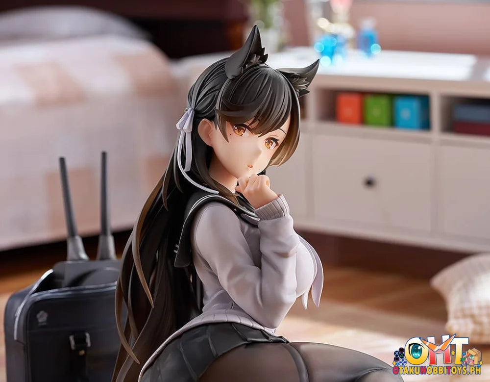 WAVE 1/7 Azur Lane Atago (School Traumerei) Scale Figure